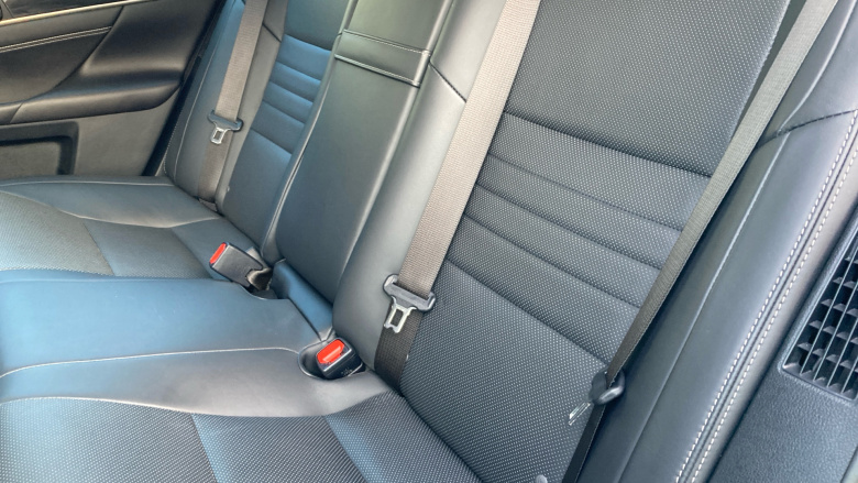 Lexus Gs 300h 2.5 Luxury 4dr CVT Hybrid Saloon